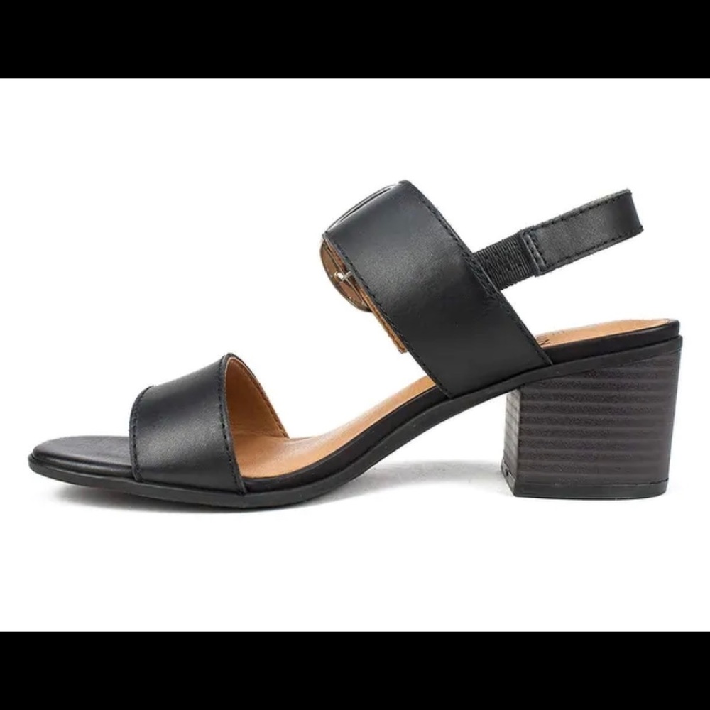 White Mountain Lamar Dress Sandal Sz 8